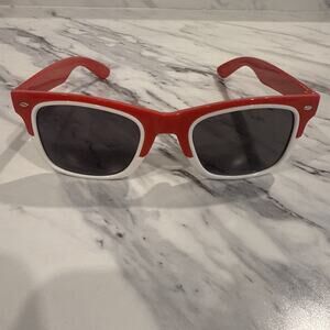 Portillo's Merchandise Memorabilia Collectible Red Sunglasses w/Logo